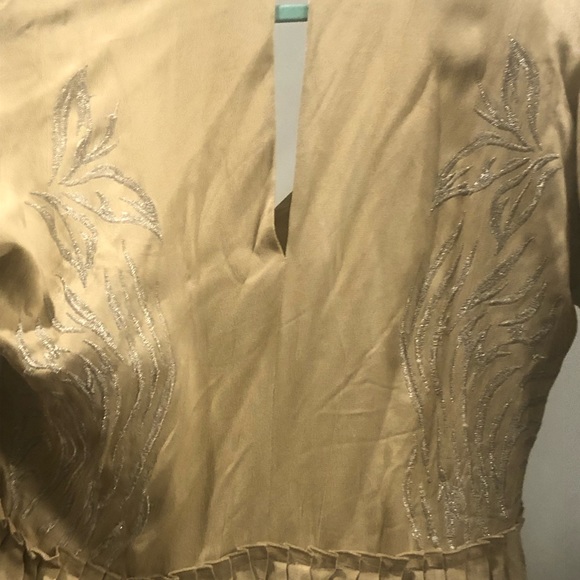 Free people dress.  Size 4.  Cream color with silver details. - Picture 14 of 15